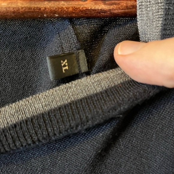 Mens Z Zegna Lightweight V Neck Wool Sweater XL - Picture 4 of 7